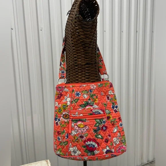 Vera Bradley Summer Crossbody Purse Peach Floral EUC Clean - Picture 6 of 11